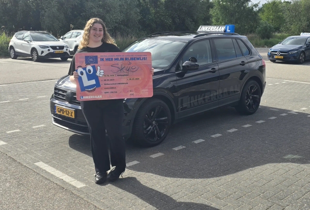 Skye is geslaagd bij Verkeersschool Linkerbaan